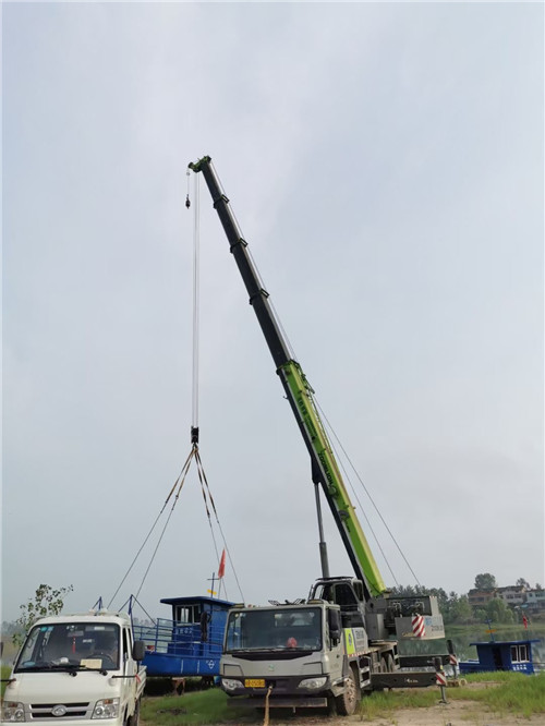 和政县桥梁建设吊装案例